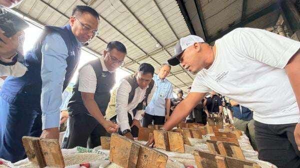 Dirut Bulog Temukan Harga Minyakita dan Telur di Atas HET, Minta Satgas Pangan Tindak Tegas