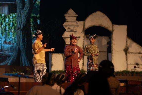 Unik, Kampus Ini Helat Pagelaran Ketoprak untuk Promosi Pendidikan Berbasis Budaya