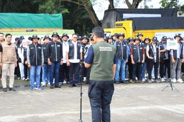 Danantara dan BP BUMN Lepas 1.066 Relawan dan 109 Truk Bantuan ke Aceh