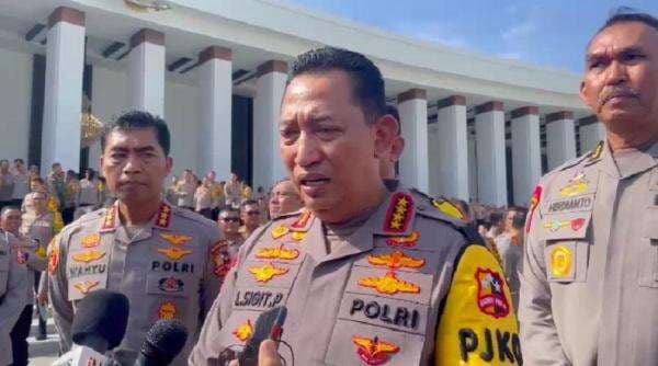 Ajudan Kapolri Diduga Pukul Jurnalis Foto di Semarang, Jenderal Listyo Sigit Tegaskan Telusuri Ajudan Kapolri Diduga Pukul Jurnalis Foto di Semarang, Jenderal Listyo Sigit Tegaskan Telusuri
