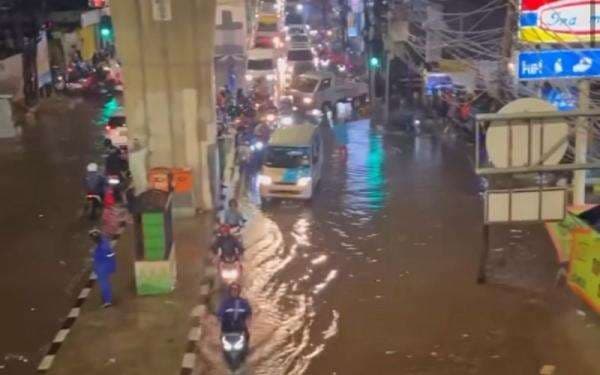 39 RT dan 3 Ruas Jalan Masih Tergenang usai Hujan Deras, Ini Daftarnya