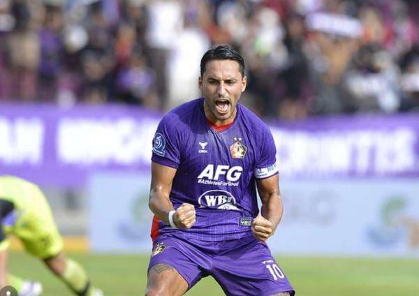 Ezra Walian Lempar Kode Setelah John Herdman Jadi Pelatih Timnas Indonesia, Siap Dipanggil?