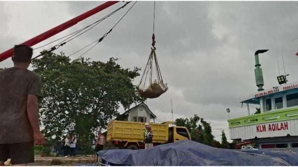 TNI AL Gagalkan Penyelundupan 25 Ton Timah Senilai Rp12,5 Miliar di Perairan Bangka