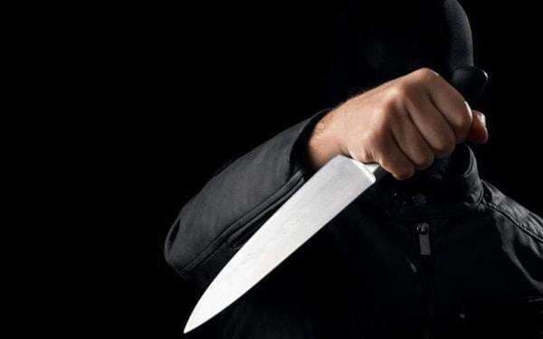 Diduga Gangguan Jiwa, Pria Ini Bacoki 13 Warga hingga Terkapar