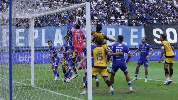 Bojan Hodak: Persija Jakarta dan Malut United Pesaing Persib Bandung Perebutkan Trofi Super League 2025-2026