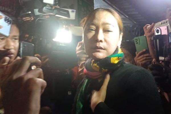 Inul Daratista Bersyukur Bisa Dampingi Titiek Puspa di Rumah Sakit hingga Akhir Hidupnya Inul Daratista Bersyukur Bisa Dampingi Titiek Puspa di Rumah Sakit hingga Akhir Hidupnya