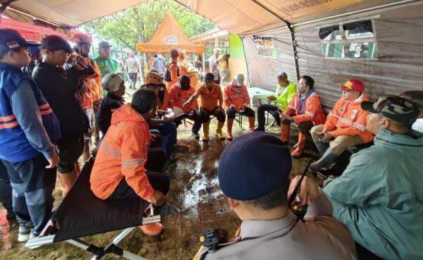 82 Orang Tertimbun, Pemerintah Percepat Penanganan Darurat Longsor Cisarua