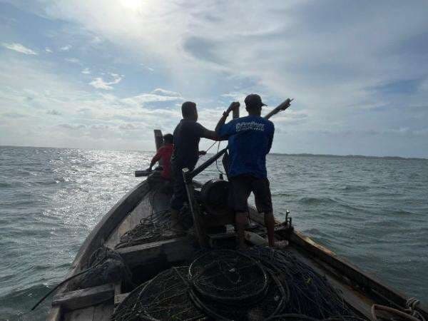 Gelombang Tinggi Sulitkan Pencarian Nelayan Lingga yang Hilang di Laut