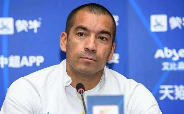 3 Alasan Giovanni van Bronckhorst Calon Kuat Pelatih Timnas Indonesia, Nomor 1 Jaminan Juara!