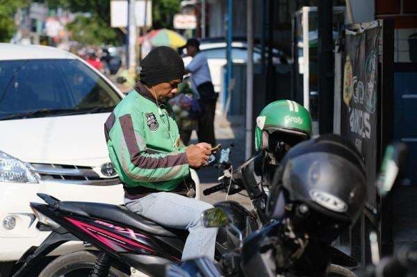 Pemerintah Akan Ubah Status Ojol Jadi Pelaku UMKM, Begini Respons Grab