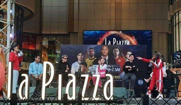 Nobar Timnas Indonesia vs Bahrain di Summarecon Kelapa Gading Kedatangan Cast Berbalas Selingkuh Garapan RCTI+ Nobar Timnas Indonesia vs Bahrain di Summarecon Kelapa Gading Kedatangan Cast Berbalas Selingkuh Garapan RCTI+