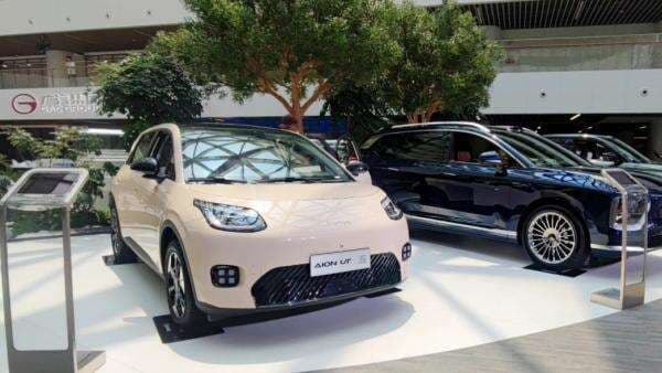 Gebrak Pasar Indonesia, GAC Aion Siap Boyong Mobil Listrik Ramah di Kantong Aion UT Gebrak Pasar Indonesia, GAC Aion Siap Boyong Mobil Listrik Ramah di Kantong Aion UT