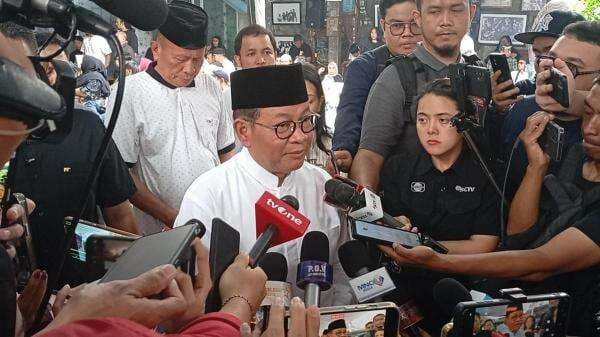 Melayat ke Rumah Duka Bunda Iffet, Pramono dan Rano Karno: Beliau Ibu bagi Pencinta Musik Indonesia Melayat ke Rumah Duka Bunda Iffet, Pramono dan Rano Karno: Beliau Ibu bagi Pencinta Musik Indonesia