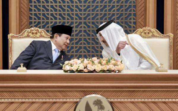 Prabowo Klaim Qatar Akan Gelontorkan Investasi Rp33 Triliun ke Danantara Prabowo Klaim Qatar Akan Gelontorkan Investasi Rp33 Triliun ke Danantara