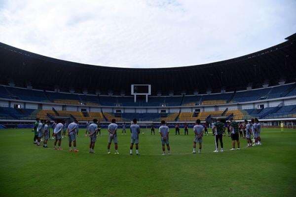 Persib Mulai Gelar Latihan Jelang Hadapi Persis Solo