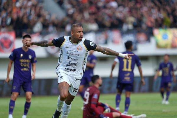 Hasil Persita Tangerang vs Persija Jakarta di Super League 2025-2026: Menang 2-0, Macan Kemayoran Tempel Persib Bandung!