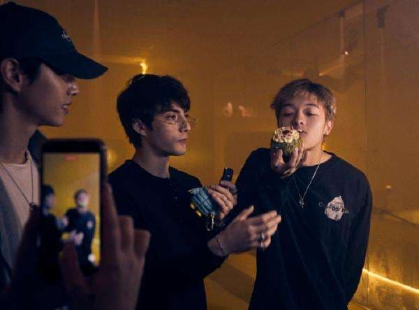 Butter Baby Debut di Los Angeles, Langsung Diserbu Pembeli!