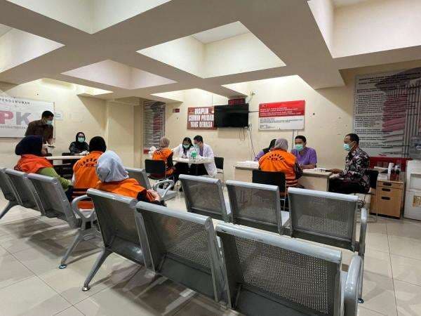 Pastikan Bebas Narkotika, 73 Tahanan KPK Dites Urine