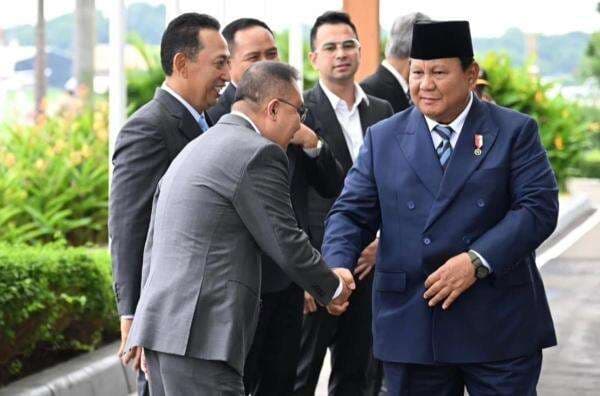 Prabowo Terbang ke Inggris, Bertemu Raja Charles III dan PM Keir Starmer