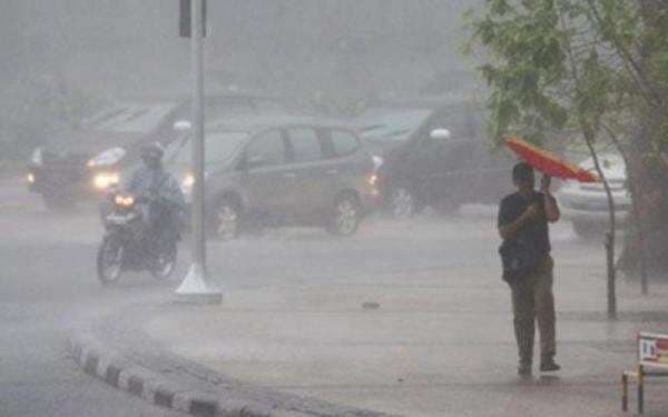 Libur Nataru, BMKG Minta Masyarakat Waspadai Potensi Hujan Lebat di Sejumlah Daerah