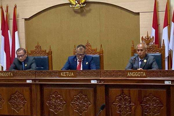 Breaking News: KIP Kabulkan Gugatan Bonatua terkait Sengketa Ijazah Jokowi