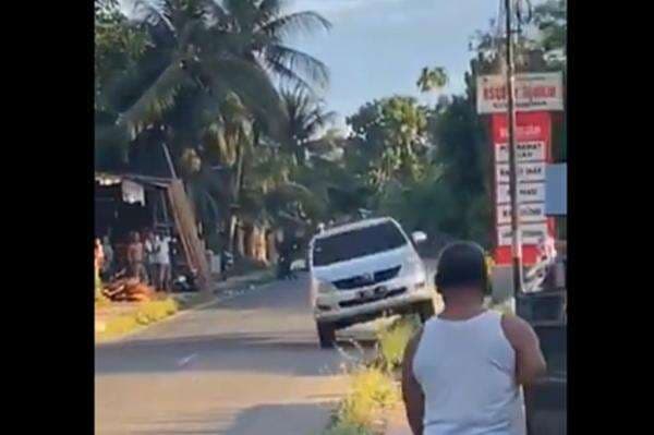 Ngeri! Terekam Video Detik-detik Anak di Pariaman Lindas Ayah hingga Tewas