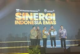 Antam Borong 30 Ton Emas dari Smelter Freeport di Gresik