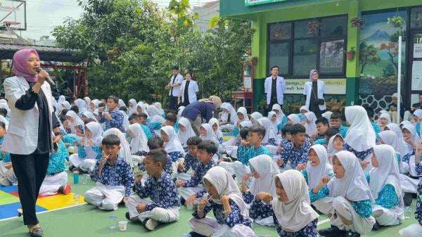 PDGI Tasikmalaya Gelar Sikat Gigi Massal di SDN Citapen dalam Peringatan BKGN 2024