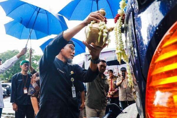 Cegah Inflasi di Jateng, Truk Hibah BI Langsung Difungsikan untuk Operasi Pasar