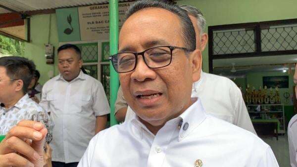 Dikabarkan Mundur Jadi Menko PMK, Pratikno Buka Suara