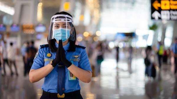 4 Fakta Kepulan Asap Ganggu Penerbangan, 47 Pesawat Berputar-putar di Langit Soetta 4 Fakta Kepulan Asap Ganggu Penerbangan, 47 Pesawat Berputar-putar di Langit Soetta