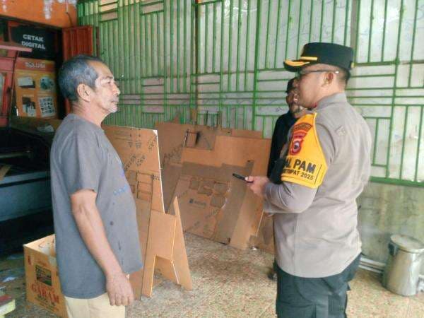 Rusak Gembok Pintu, Maling Gondol Motor dan HP dari Toko Percetakan di Makassar Rusak Gembok Pintu, Maling Gondol Motor dan HP dari Toko Percetakan di Makassar