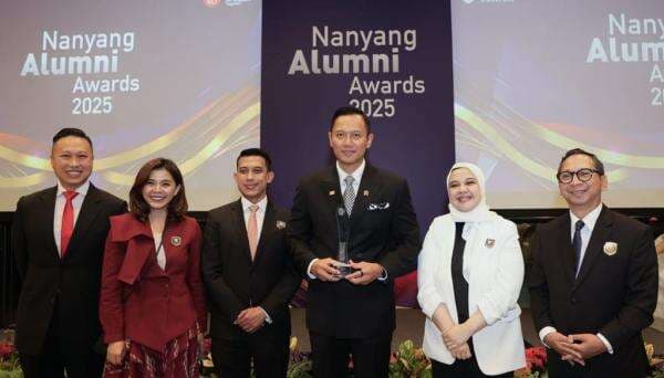 Menko AHY Raih Penghargaan Tertinggi Alumni Nanyang Technological University Singapura