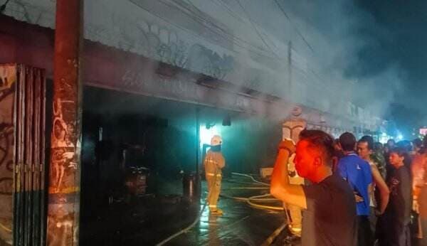 Bengkel Motor di Pasar Minggu Kebakaran, 7 Unit Damkar Diterjunkan