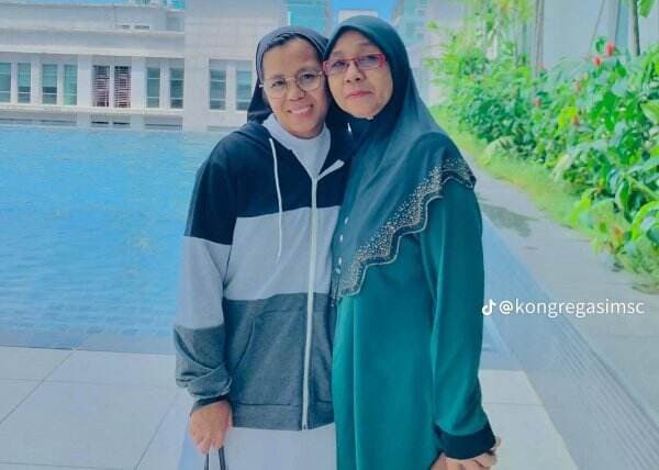 Momen Haru Pertemuan Biarawati dengan sang Ibu yang Berpisah Selama 40 Tahun