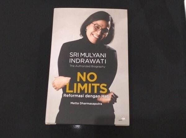 Buku Sri Mulyani No Limits, Kilas Balik Perjalan Satu Koper hingga Menkeu Terlama Setelah Ali Wardhana