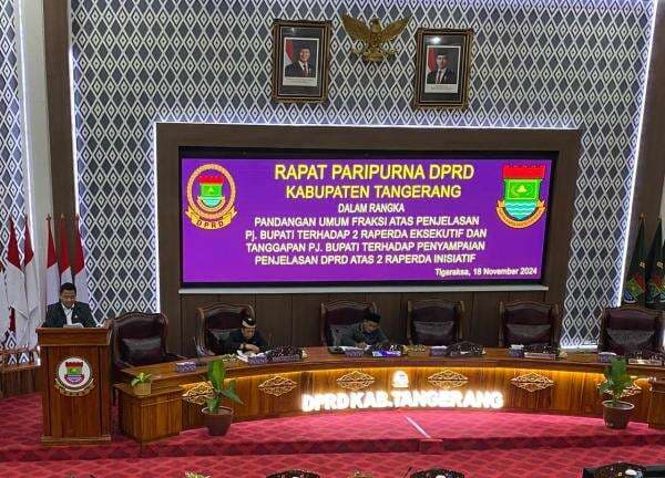 Rapat Paripurna, PJ Bupati Tangerang Disentil Soal ASN Kesra Kampanyekan Paslon Saat Umroh