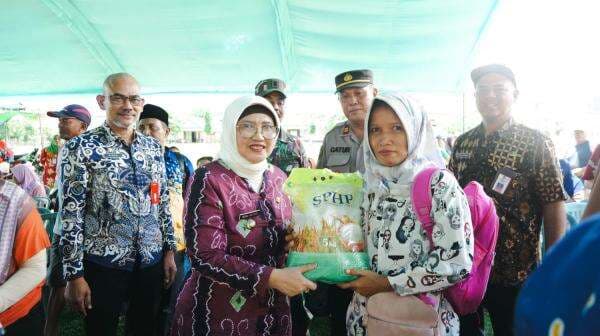 Sambut Hari Jadi Lumajang Pemkab Gelar Pasar Murah di Kecamatan Tempursari