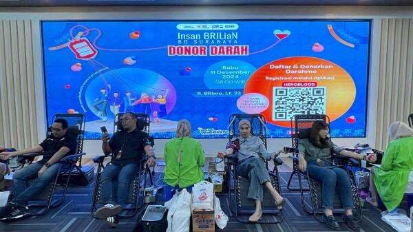 200 Pendonor Antusias Ramaikan Aksi Donor Darah HUT BRI ke-129 di Surabaya