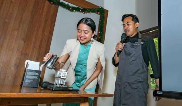 Makanan dan Minuman Paling Banyak Dipesan Online di Indonesia 2025, Ini Terfavorit