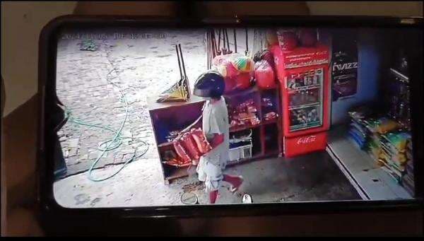 Pencurian Beras di Toko Sembako Probolinggo Terekam CCTV, Pelaku Nyaris Tertangkap Warga