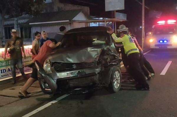 Kecelakaan 2 Minibus Tabrakan di Jalan Jogja–Wates, 6 Orang Dilarikan ke Rumah Sakit