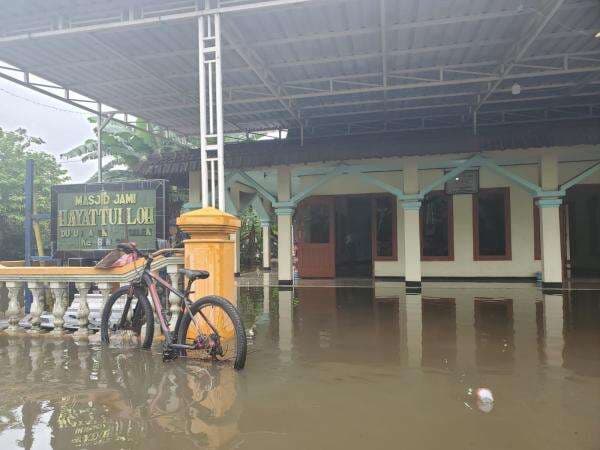 Banjir Landa Dua Dusun di Kecamatan Bangsal, Tanggul Ikut Jebol