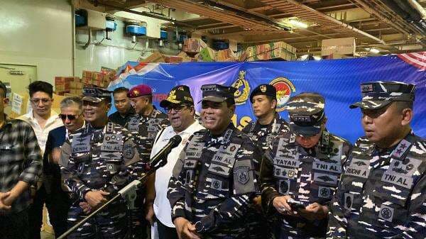 TNI AL Kerahkan Tenaga Kesehatan dan Zeni Konstruksi Tangani Bencana di Sumatera