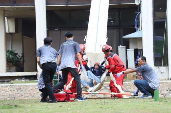 Bulan K3 Nasional, PT Pupuk Kujang Gelar Latihan Evakuasi Kecelakaan Kerja