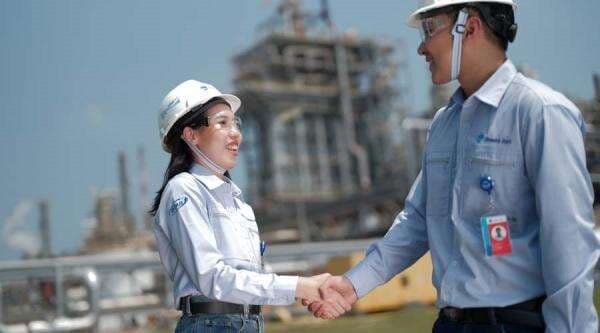 Dua Direktur Serok 5,5 Juta Saham CDIA, Gelontorkan Dana Rp7 Miliar