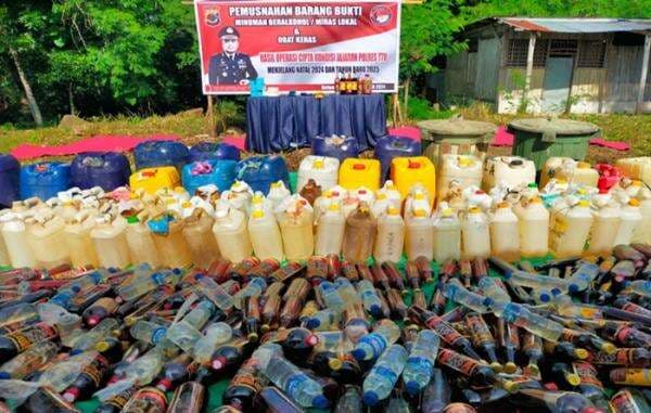 Polres TTU Komitmen Tegakkan Hukum, Musnahkan Ribuan Liter Miras dan 1.700 Obat Keras Ilegal