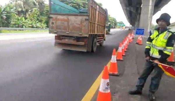 Pintu Masuk Contraflow Arah Cikampek Dipindahkan ke KM 47 Pintu Masuk Contraflow Arah Cikampek Dipindahkan ke KM 47