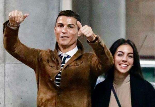 KUIS: Fakta-Fakta Sang Mega Bintang, Cristiano Ronaldo KUIS: Fakta-Fakta Sang Mega Bintang, Cristiano Ronaldo