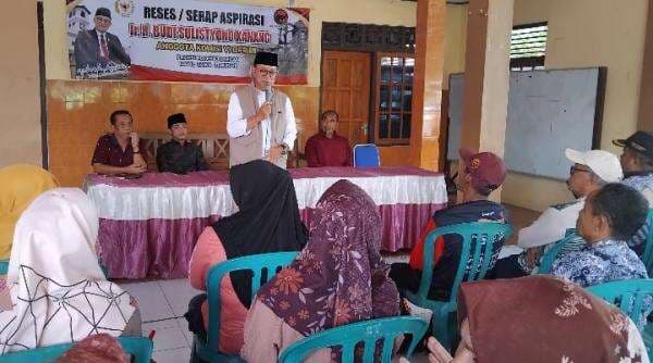 Sering Banjir Akibat Pabrik PMA, Warga Cabean Ngadu ke Anggota DPR RI Budi Sulistyono Kanang Sering Banjir Akibat Pabrik PMA, Warga Cabean Ngadu ke Anggota DPR RI Budi Sulistyono Kanang